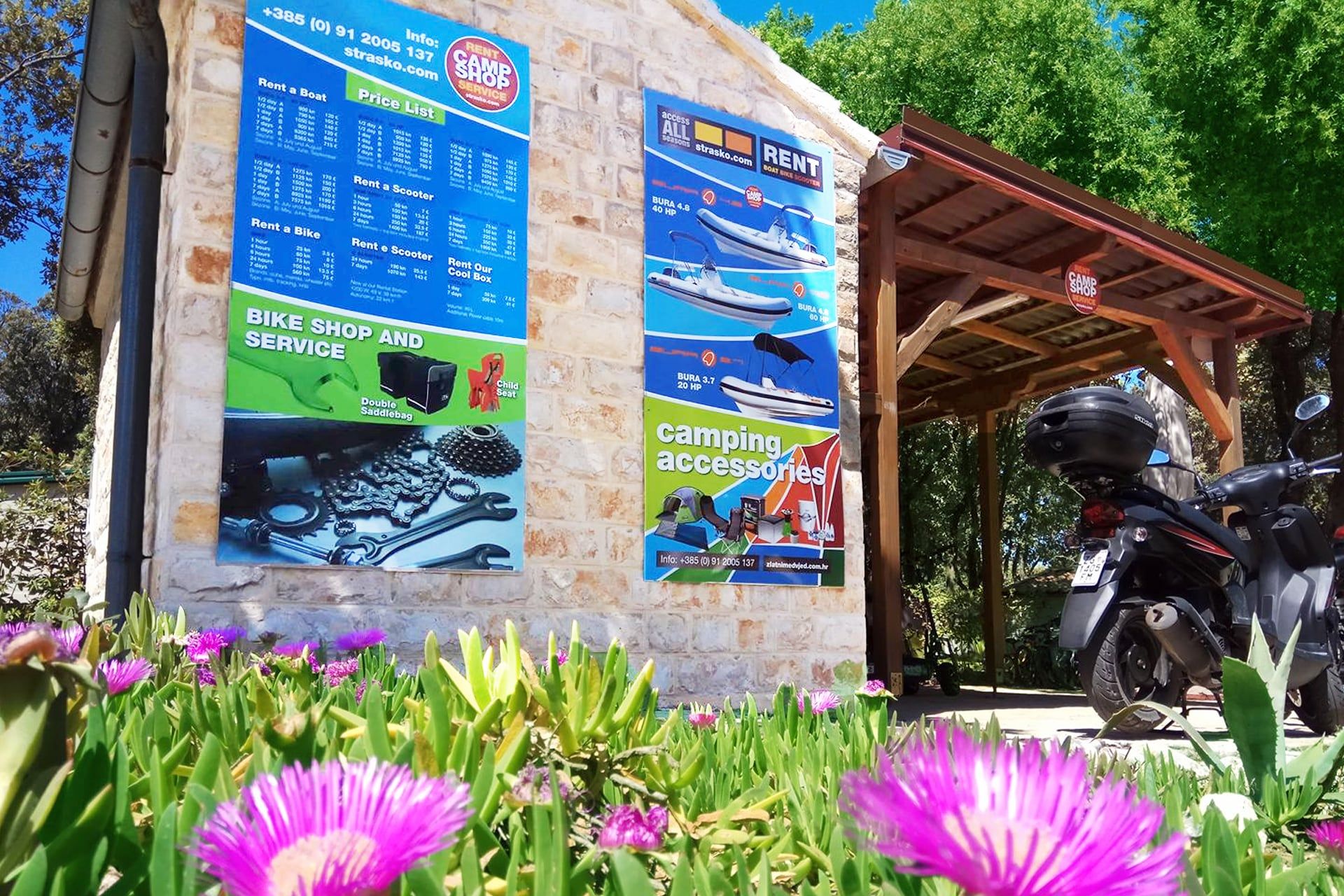 Camp shop s najmom bicikla i opremom